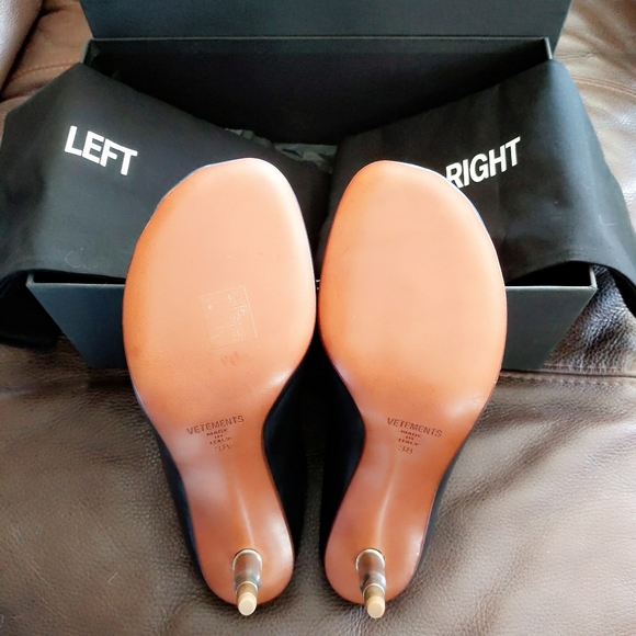 ♥️ 4x HP ♥️ Vetements Soft Black Leather Round Toe Bullet Heel Mules 38 7.5 - Picture 11 of 11